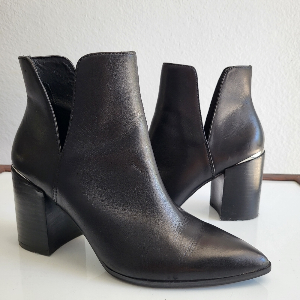 Steve Madden Black Leather Cutout Ankle Booties